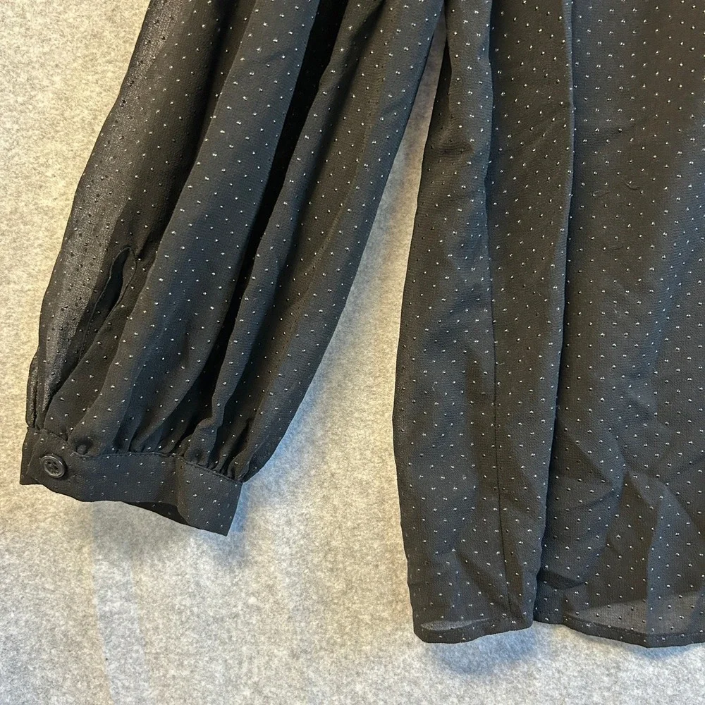Michael Kors Size 2X Black Dot Sheer Blouse Top Gold Metallic‎ Grommet